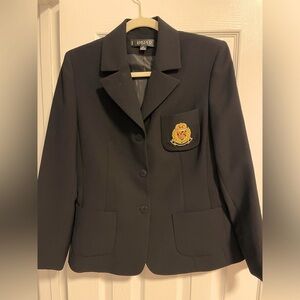 Kasper Black Emblem Blazer with front pockets in 12P